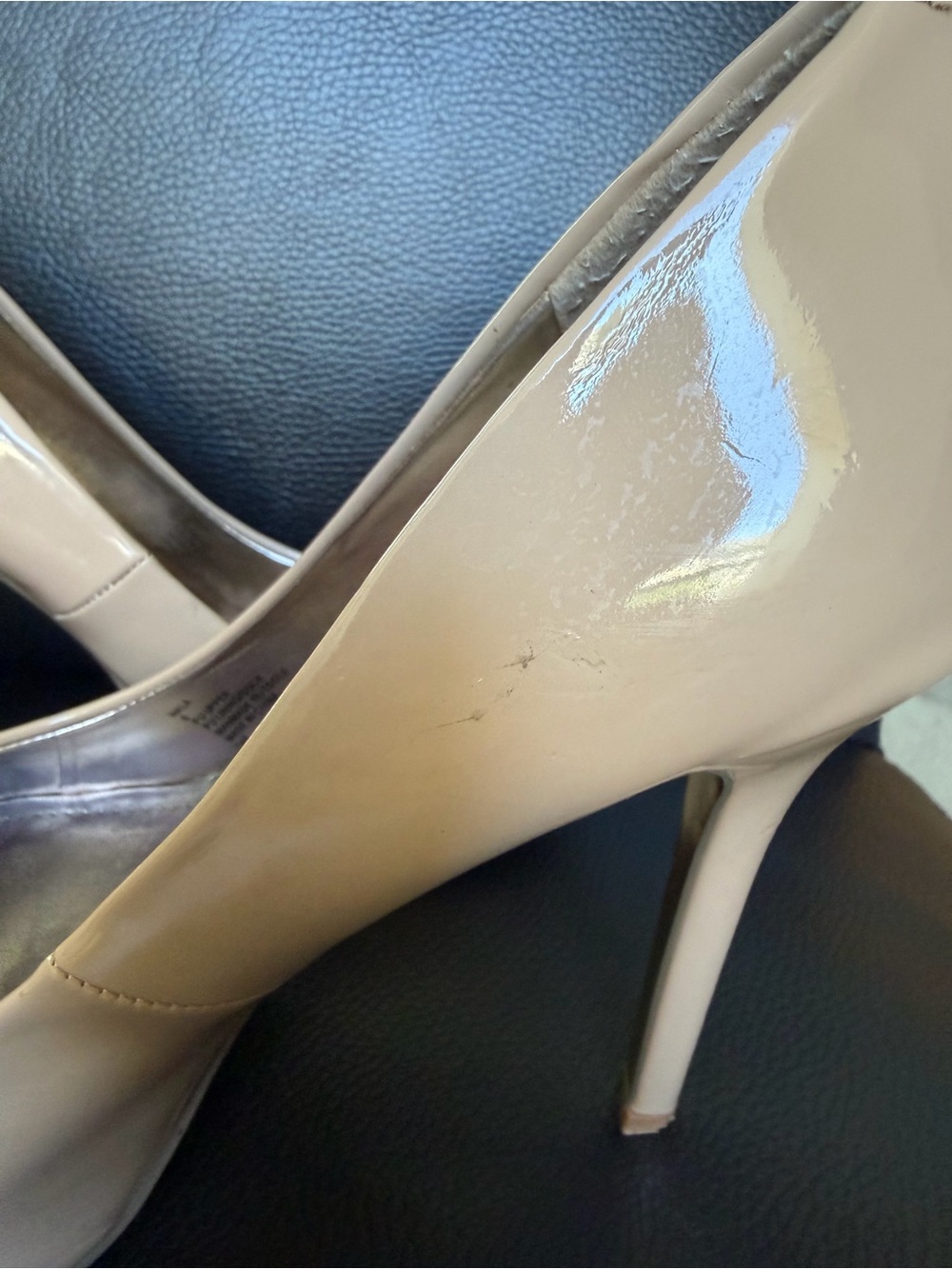 Steve Madden Beige Platform Stiletto Pumps. Size 8 - Picture 15 of 16